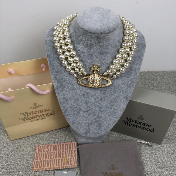Vivienne Westwood Three Row Pearl Bas Relief Choker - Picture 2 of 8